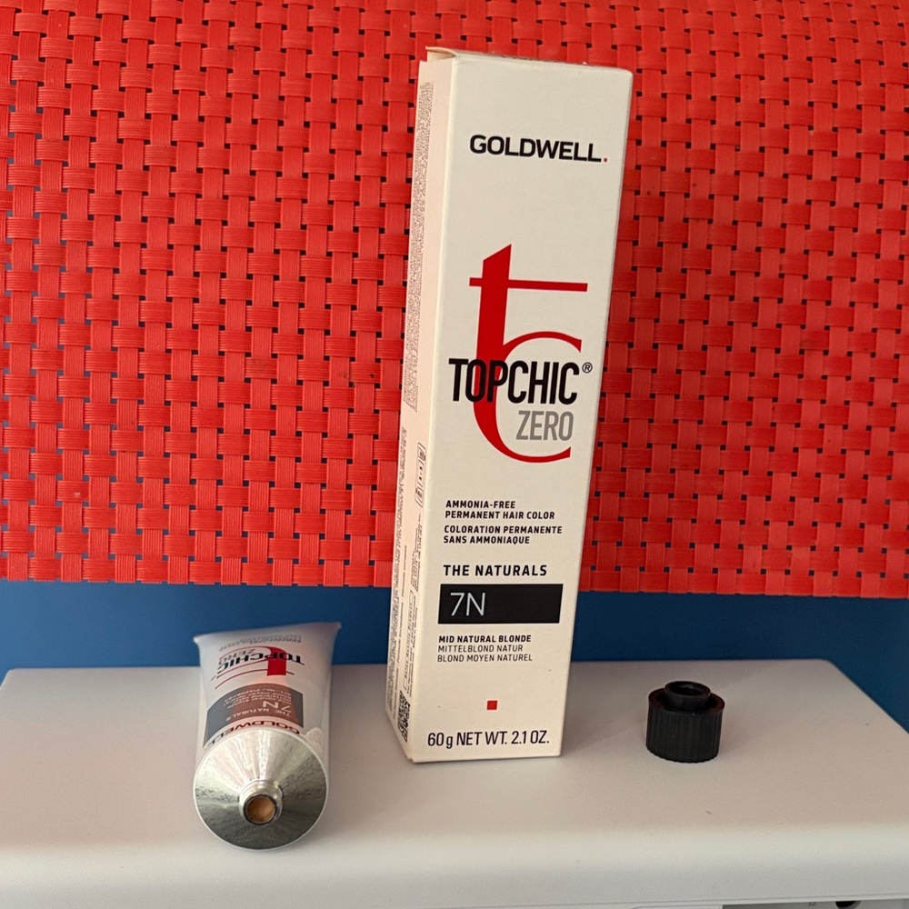 Goldwell TopChic Hair 7-N permanent Color. Zero amononia.